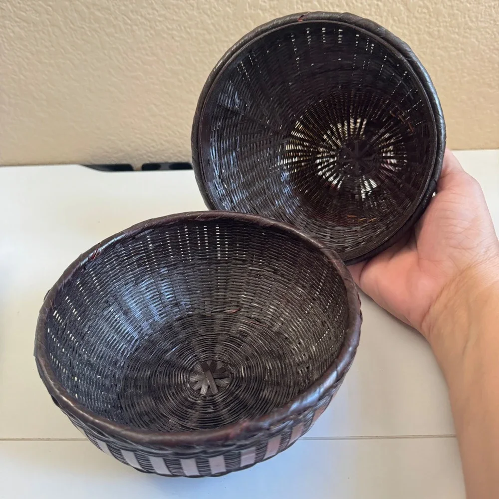 Vintage Woven Wicker Cat Basket with Lid Decorative Feline Trinket Box Brown